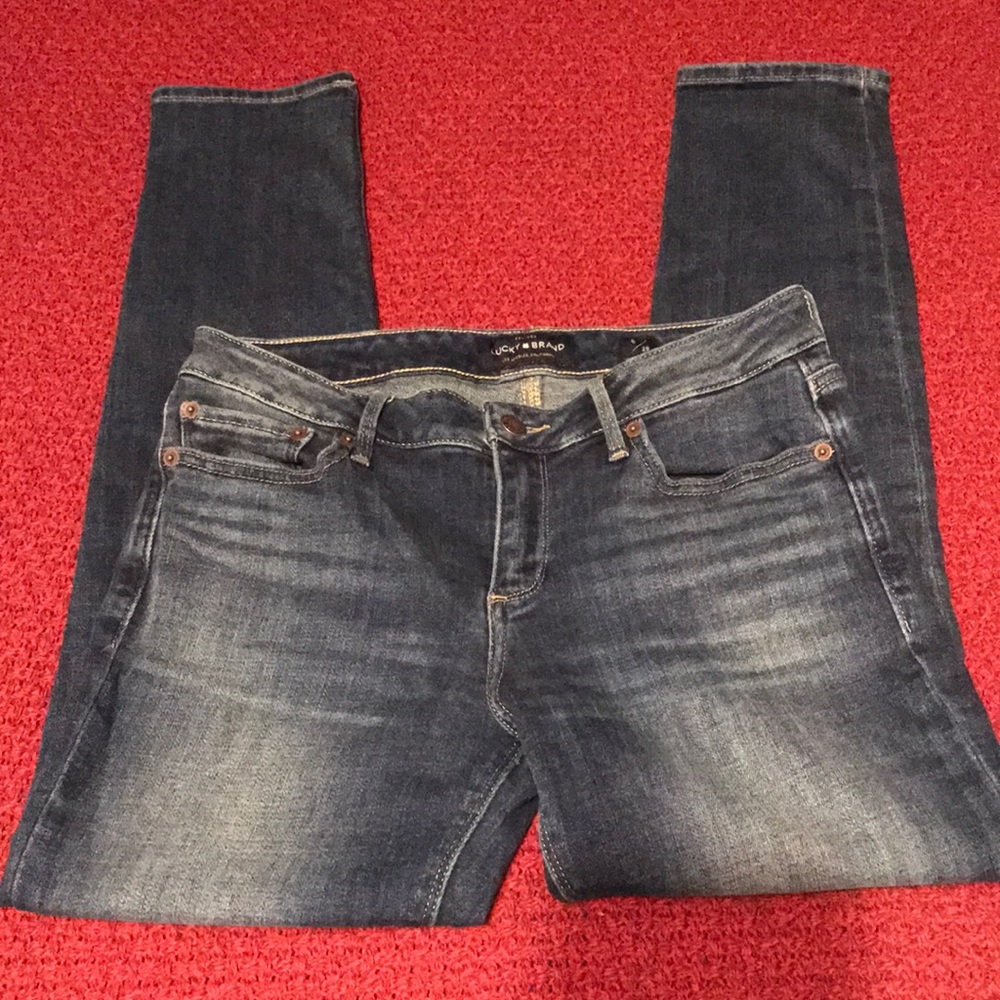 Lucky Brand Lolita Skinny size 6/28 jeans